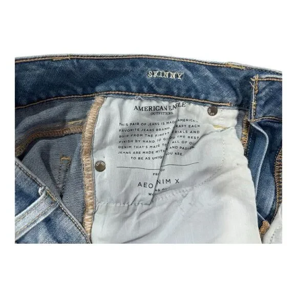 American Eagle Outfitters Size 8 Short Skinny  Light Wash Jeans - Picture 5 of 6